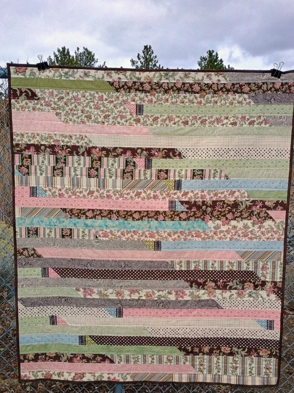 🩷🤎BN VINTAGE INSPIRED FABRIC JELLY ROLL LAP QUILT COTTON BROWN PINK CREAM